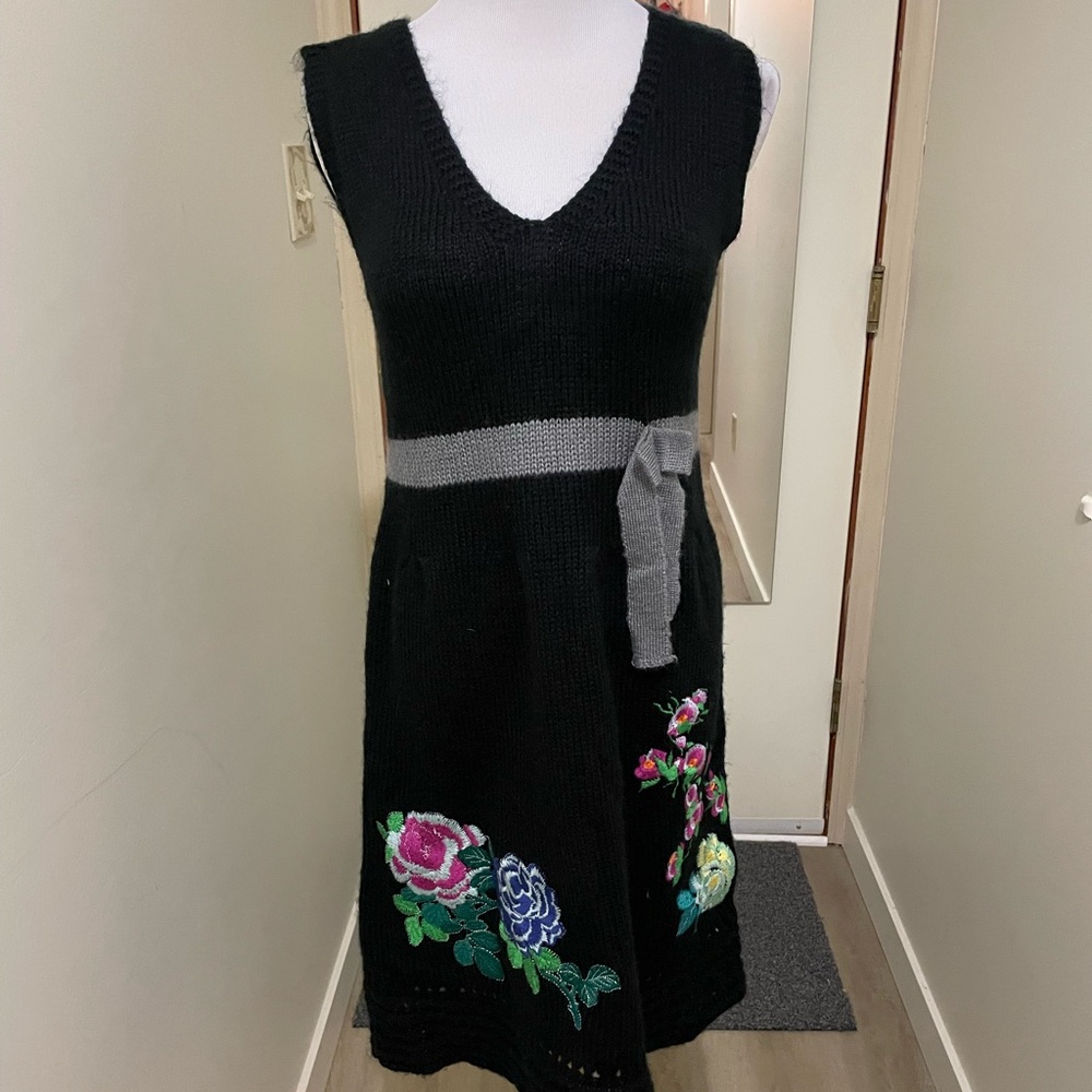 Desigual Black Knit Dress with Gray Waist Tie and Floral Embroidery